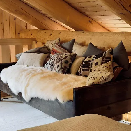 The Heiti - Log House *